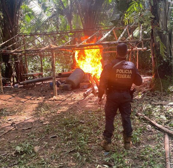  Polícia Federal, IBAMA e ICMBio desmobilizam garimpos no Pará