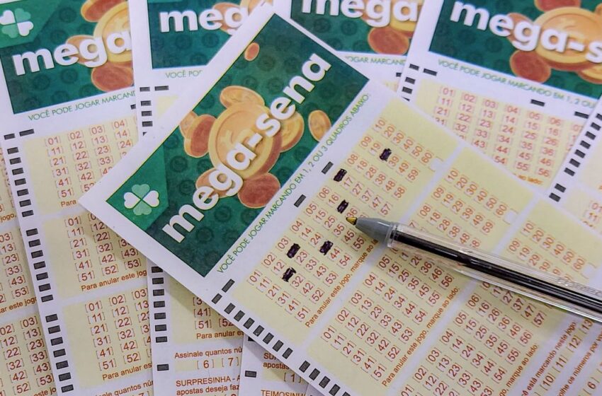  Mega-Sena acumula e prêmio chega a R$ 45 milhões