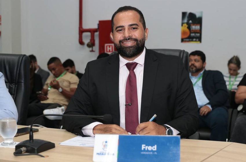  Fred Sanção cobra limpeza preventiva de canais, recuperação de vias da Vila Paulo Fonteles e informações sobre reformas escolares