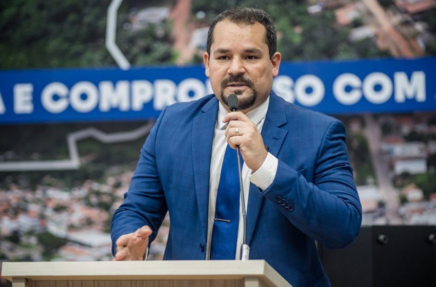  Alex Ohana foca em equidade racial, revitalização urbana e cobra informações sobre parceria com a Vale e Ouvidoria nas Escolas