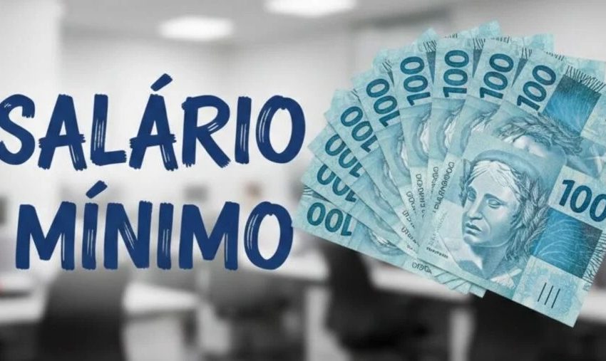  Novo salário mínimo será de R$ 1.621 em 2026