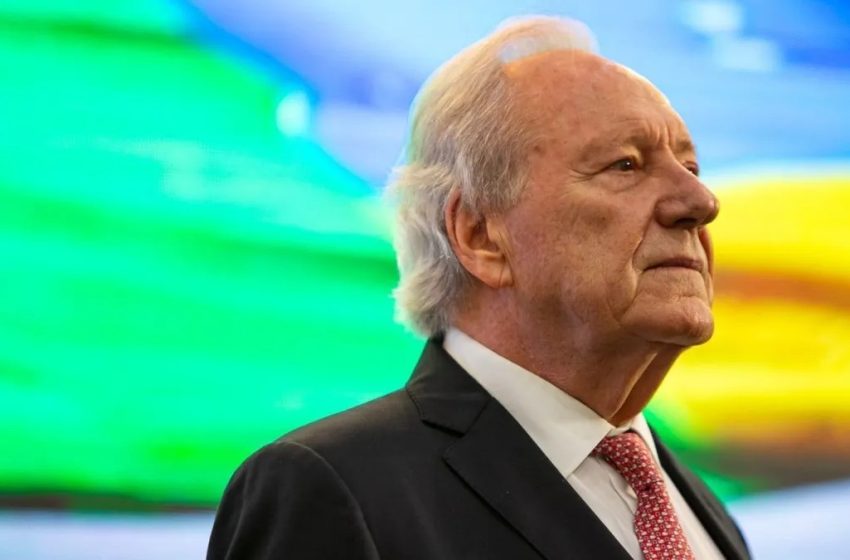  Lewandowski avisa secretários sobre saída do Ministério da Justiça