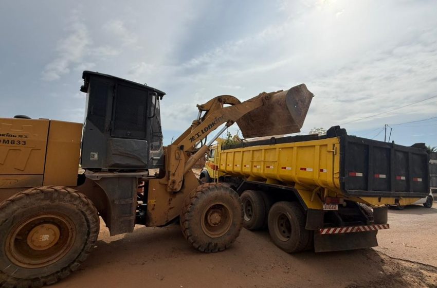  Prefeitura de Parauapebas inicia 2026 com mutirão de limpeza em diferentes bairros