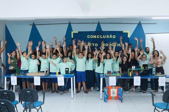 Projeto Conectados do Bem leva robótica e cultura maker à Associação Cultural Educacional e Beneficente de Palmares, em Parauapebas
