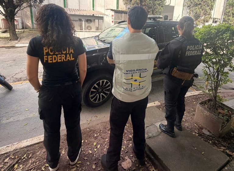  Anvisa e Polícia Federal desmantelam gigantesca rede de pirataria de canetas emagrecedoras em 12 estados