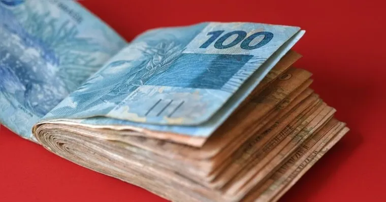  Salário mínimo em 2027 já está definido. Saiba o valor