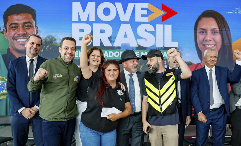  Crédito Acessível para Entregadores por Aplicativo: A Iniciativa que Promete Tirar Profissionais da Invisibilidade Social e Econômica