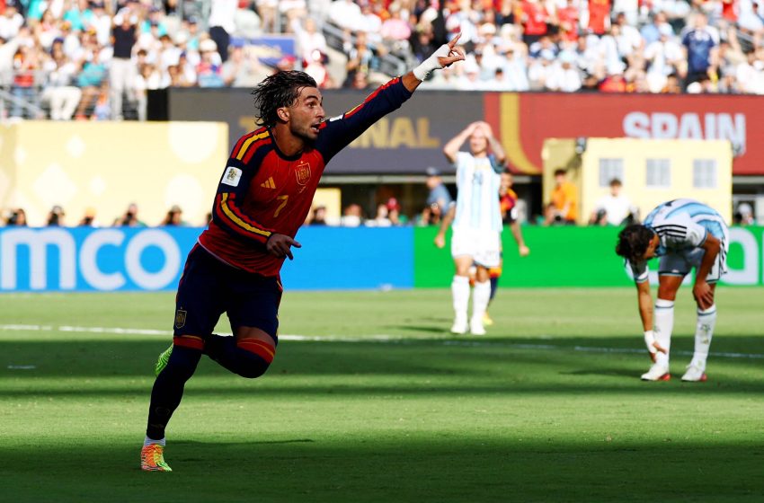 Espanha vence Argentina na prorrogação e conquista bicampeonato mundial de futebol