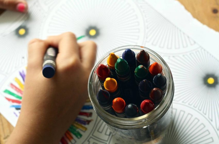 Rematrícula Escolar: Calcule o Custo Real da Educação dos Filhos para Evitar Dívidas