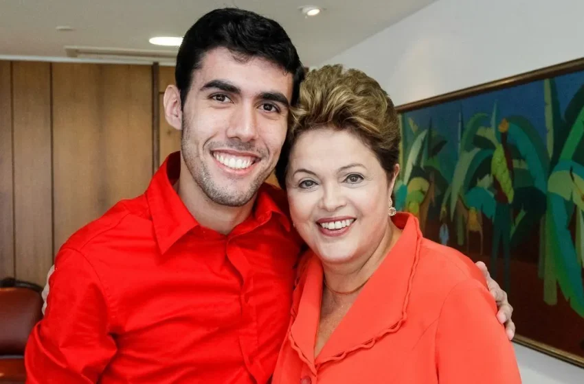 Campanha de Flávio Bolsonaro aponta Dilma Bolada como origem de boato sobre padroeira