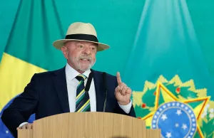 Lula defende fim do fundo eleitoral para combater promiscuidade na política brasileira