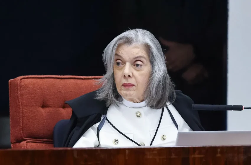 Cármen Lúcia critica postura do Brasil de servir a outras nações e perder protagonismo