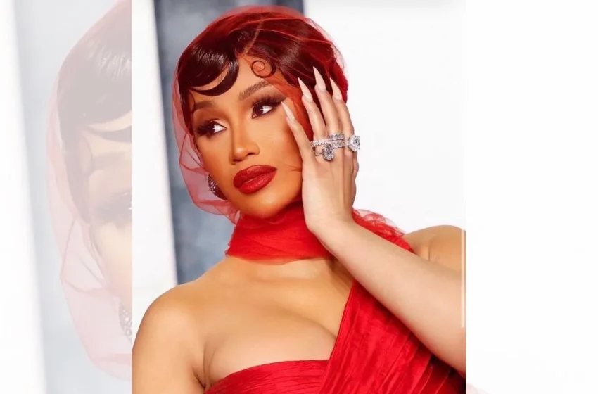 Cherry cola é a cor de cabelo que conquista as celebridades