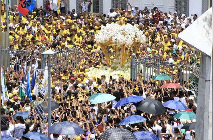 Círio de Nazaré 2026: multidão toma as ruas de Belém na maior procissão do Pará