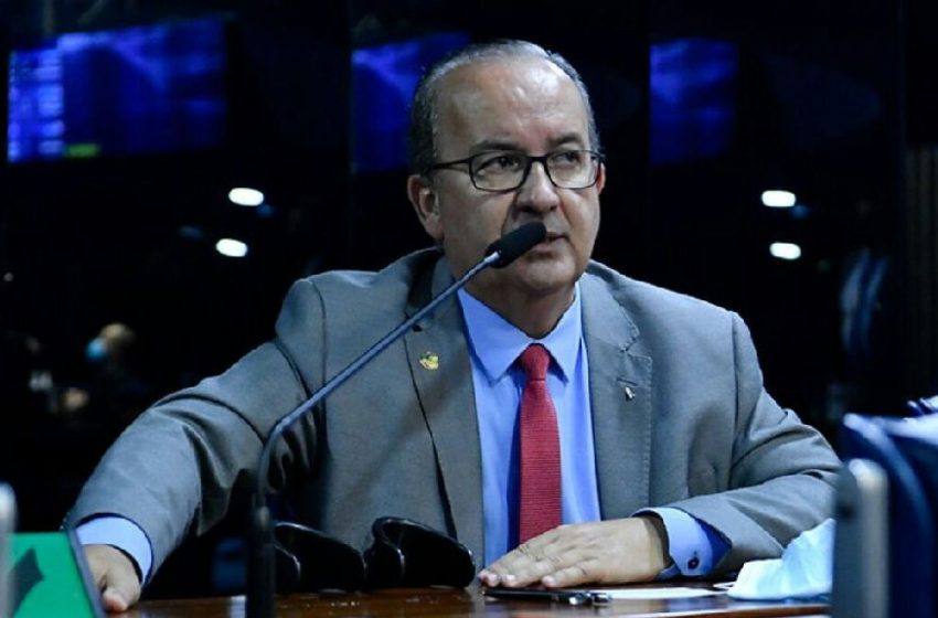 Com ampla margem, Jorginho Mello é reeleito governador de Santa Catarina