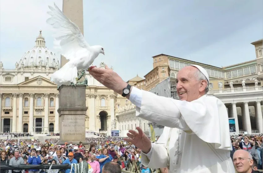 Diário particular do papa Francisco será publicado e revela intimidade do pontífice