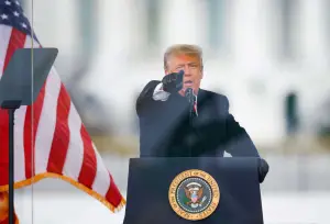 Donald Trump promete recompensa de um milhão de dólares por provas de fraude eleitoral
