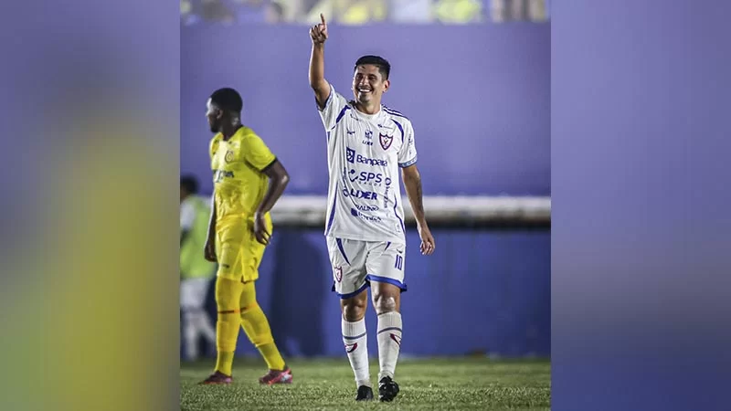 Felipe Pará renova com o Águia de Marabá até 2027 e agradece torcida